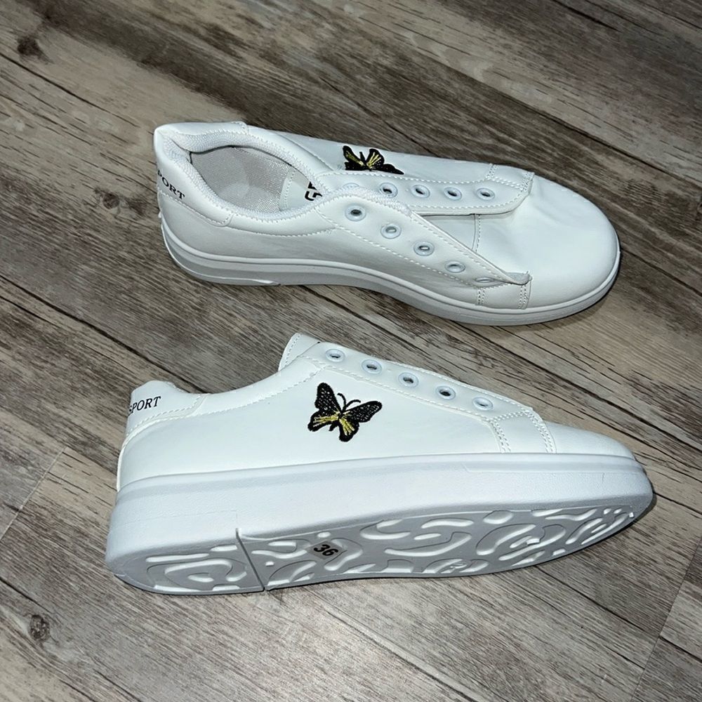 Fashion shoes 
